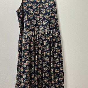 Lot 1: 4 SummerDresses